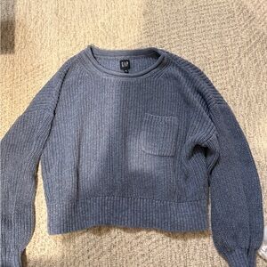 GAP Gray Crew Neck Sweater with Ribbed Texture
